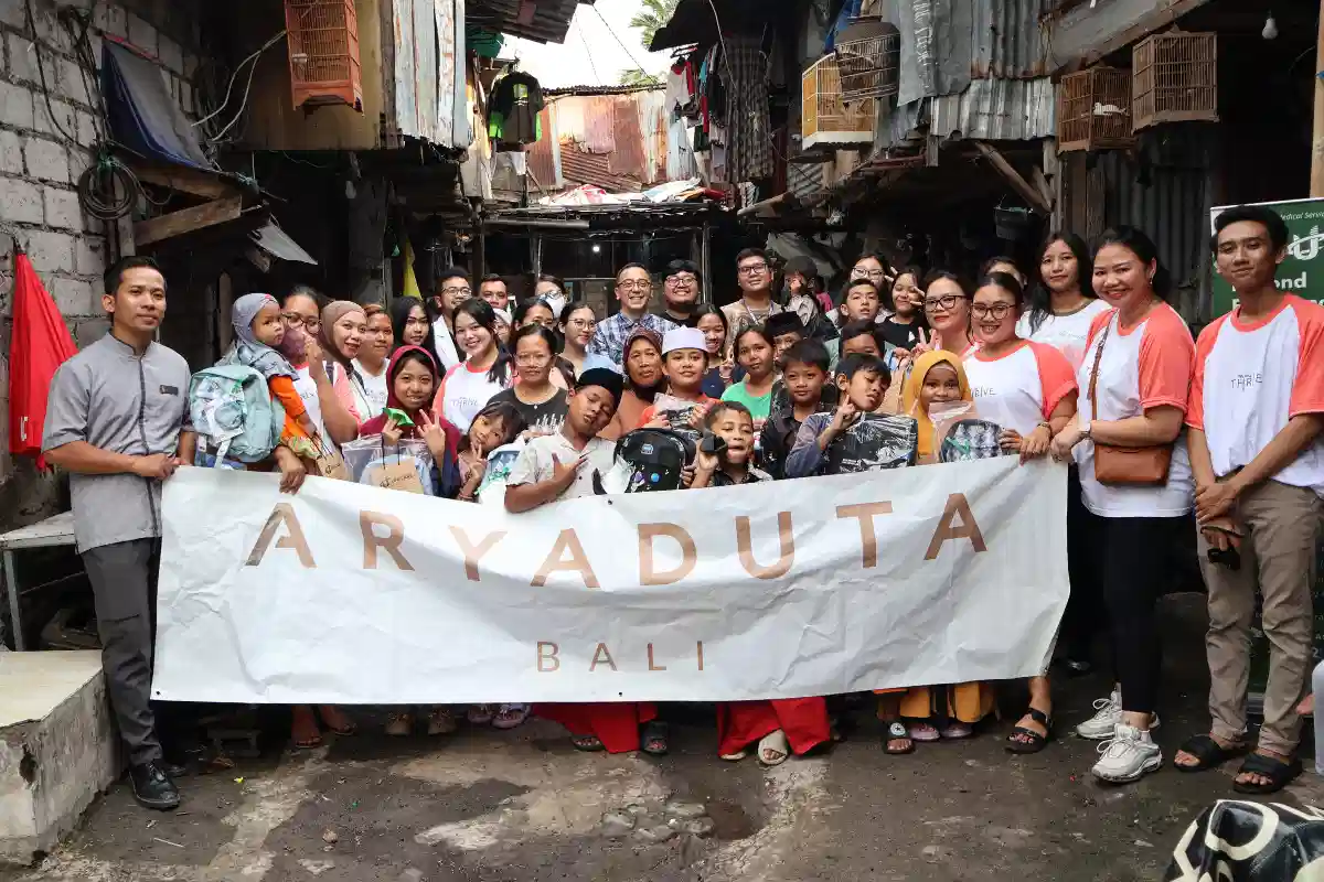 Aryaduta Bali Shares Joy and Care with Children at TPST Monang Maning on Ramadan