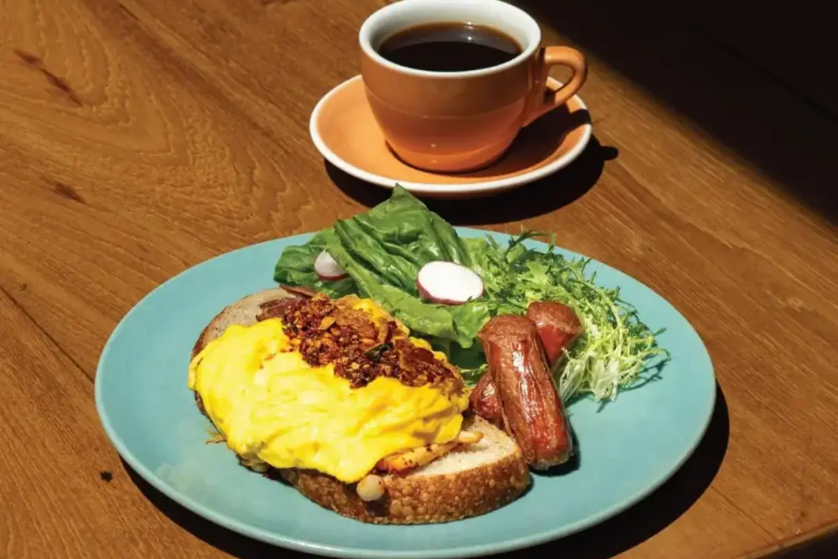 Sepasang Sarapan at Merindu Canteen & Coffee