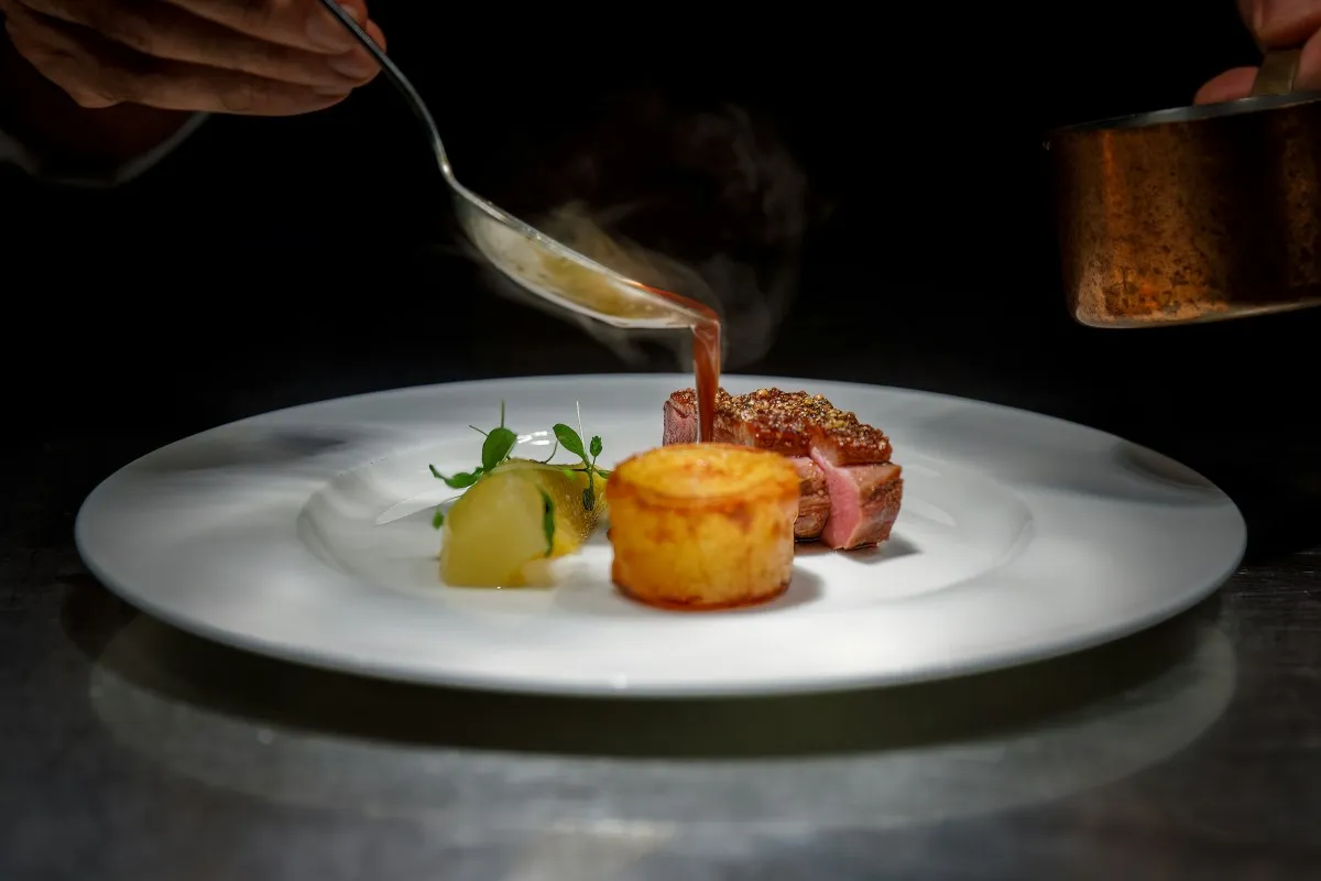 fine dining scallop food on place