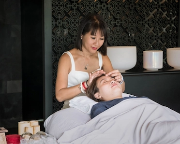 Alila Villas Uluwatu Welcomes Dr. Lim Xiang Jun, Modern Traditional Doctor Alila Villas Uluwatu Welcomes Dr. Lim Xiang Jun, Modern Traditional Doctor