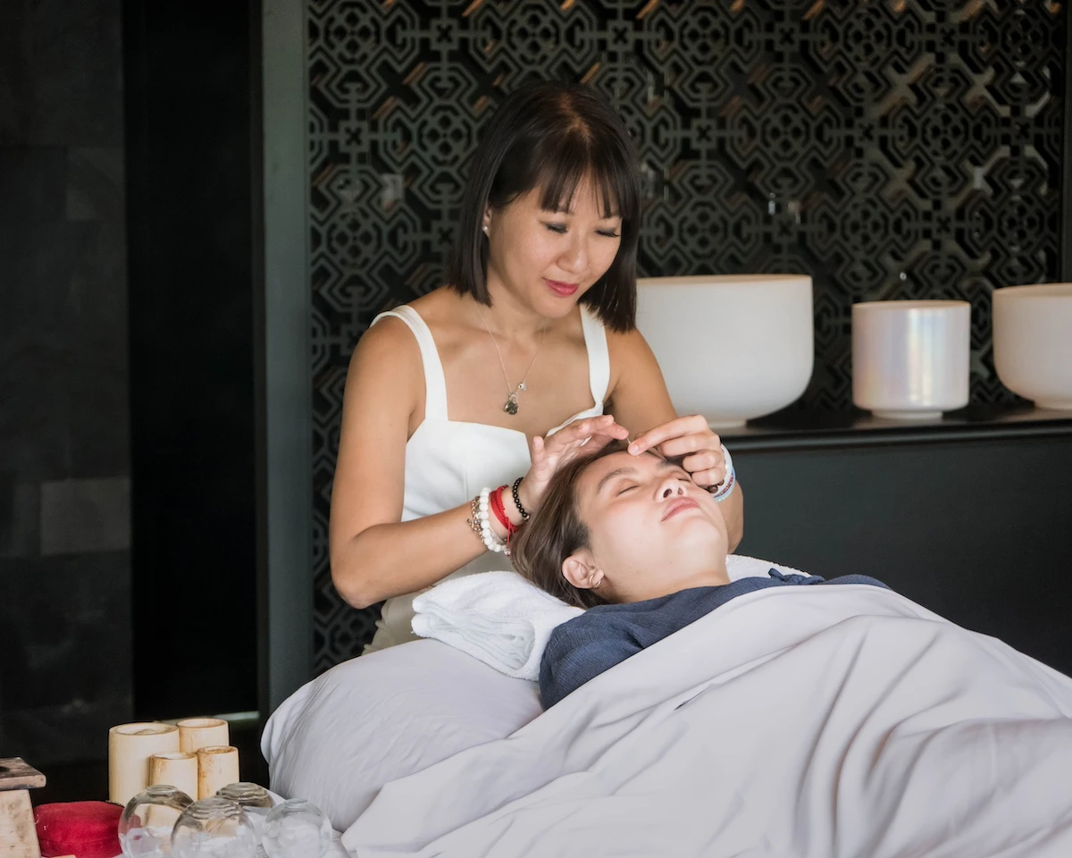 Alila Villas Uluwatu Welcomes Dr. Lim Xiang Jun, Modern Traditional Doctor 