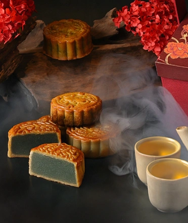 Hotel Tentrem Jakarta Mooncakes