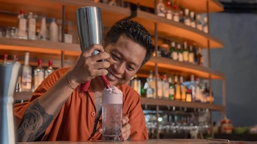 Makan Place’s Bar Takeover by  Arey Barker 