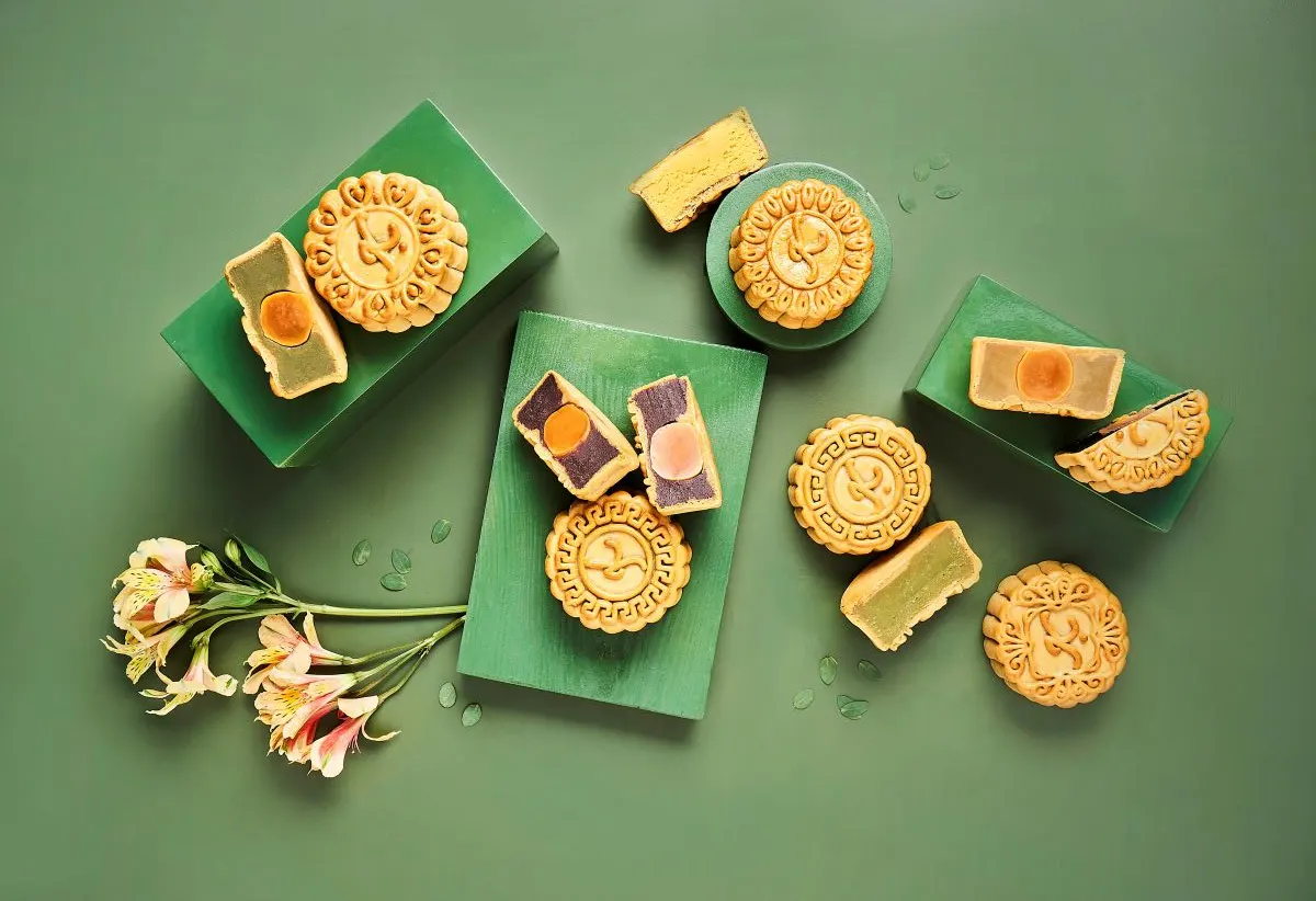 Mooncake 