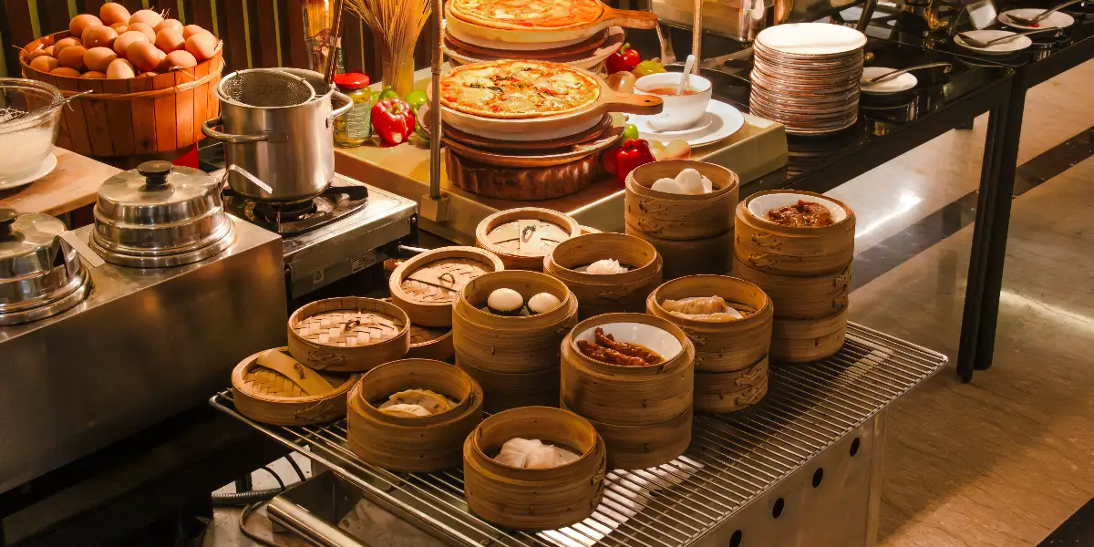 Sumday Brunch at ARTOTEL Suites Aquila