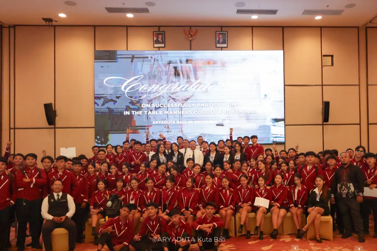 Aryaduta Table Manner Apollonia School