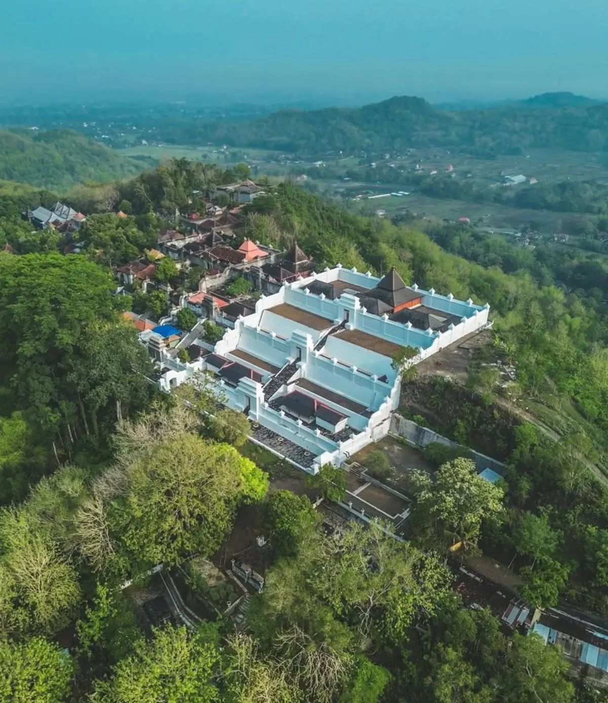 Imogiri_Royal_Cemetery_The_Sacred_Resting_Place_of_Mataram_Kings