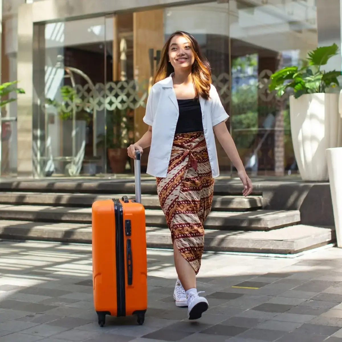 Laku_Laku_Tugu_An_Authentic_Experience_Exploring_Local_Life_in_the_Tugu_Jogja_Area