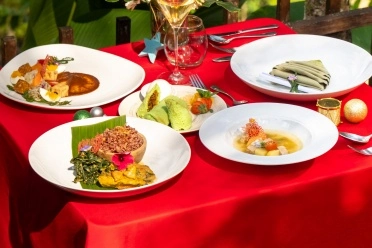 Adiwana_Svarga_Loka_Christmas_Foods