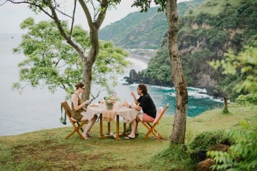 Fly-Bali-Heliport-Helicopter-Tour-and-Charter-picnic-in-the-sky