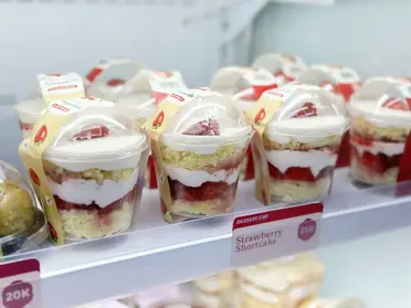Bloomery_Joy_Mart_Brings_To_Go_Dessert_Culture_to_Yogyakarta