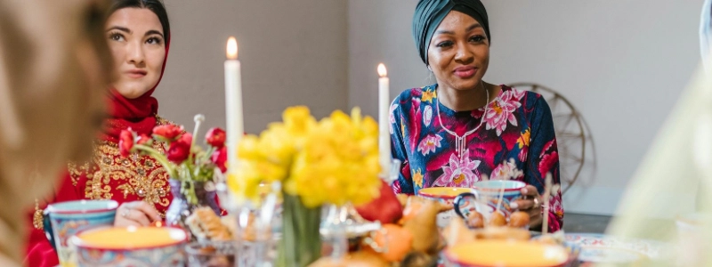 2 ladies on the dinner