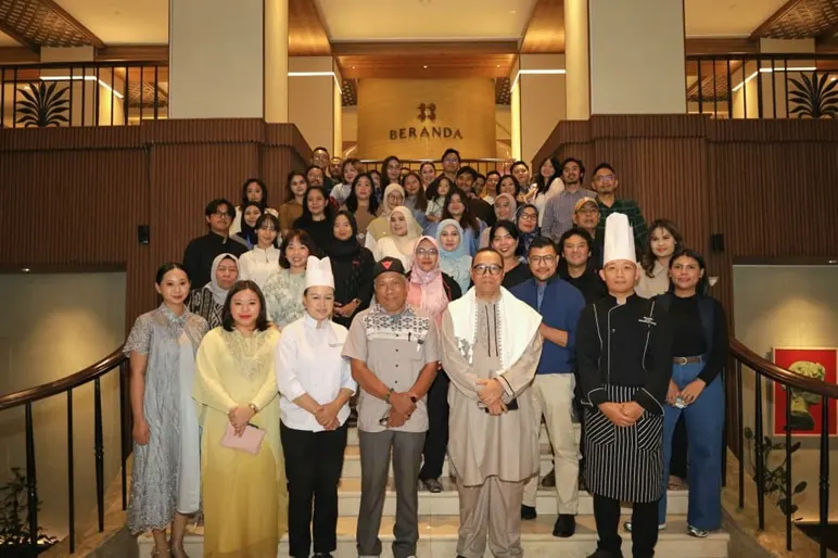 Kampung Ramadan at Mangkuluhur