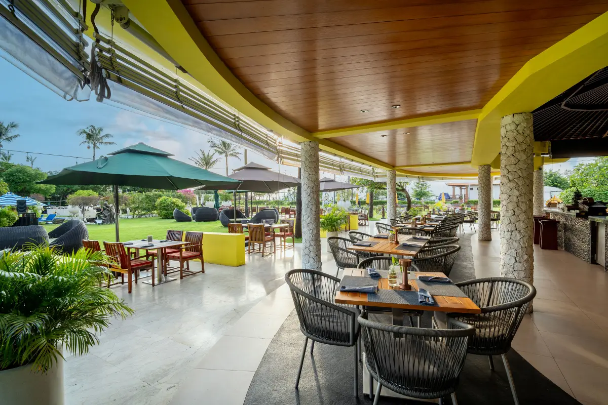 EASTER-HOLIDAY-INN-RESORT-BARUNA-BALI