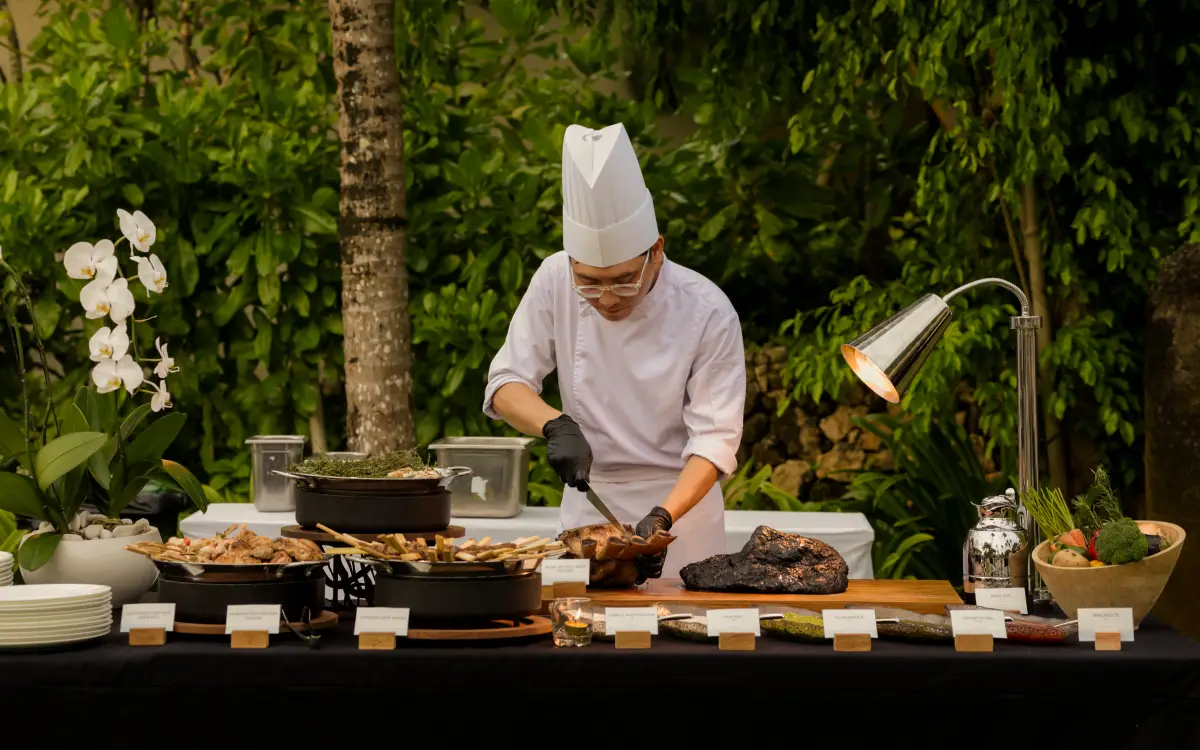 Easter-Night-by-the-Garden-Jumeirah-Bali