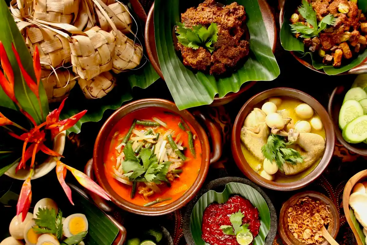 ketupat and other menu