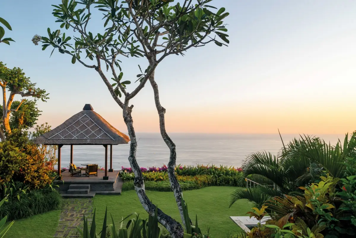 The-Bvlgari-Villa-Sunset-Nyepi