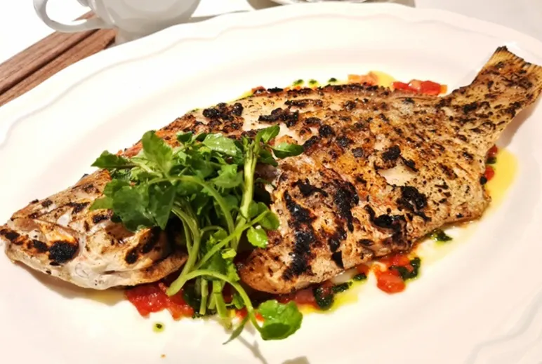 Le Comptoir Quartier Arafuru Fish