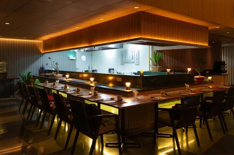 Omakase table setting at Swiss-Belresort Dago Heritage