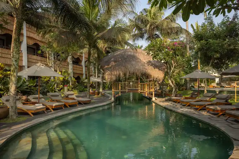 resort pool