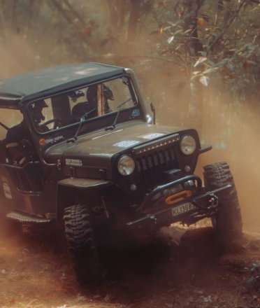 Jeep_driving