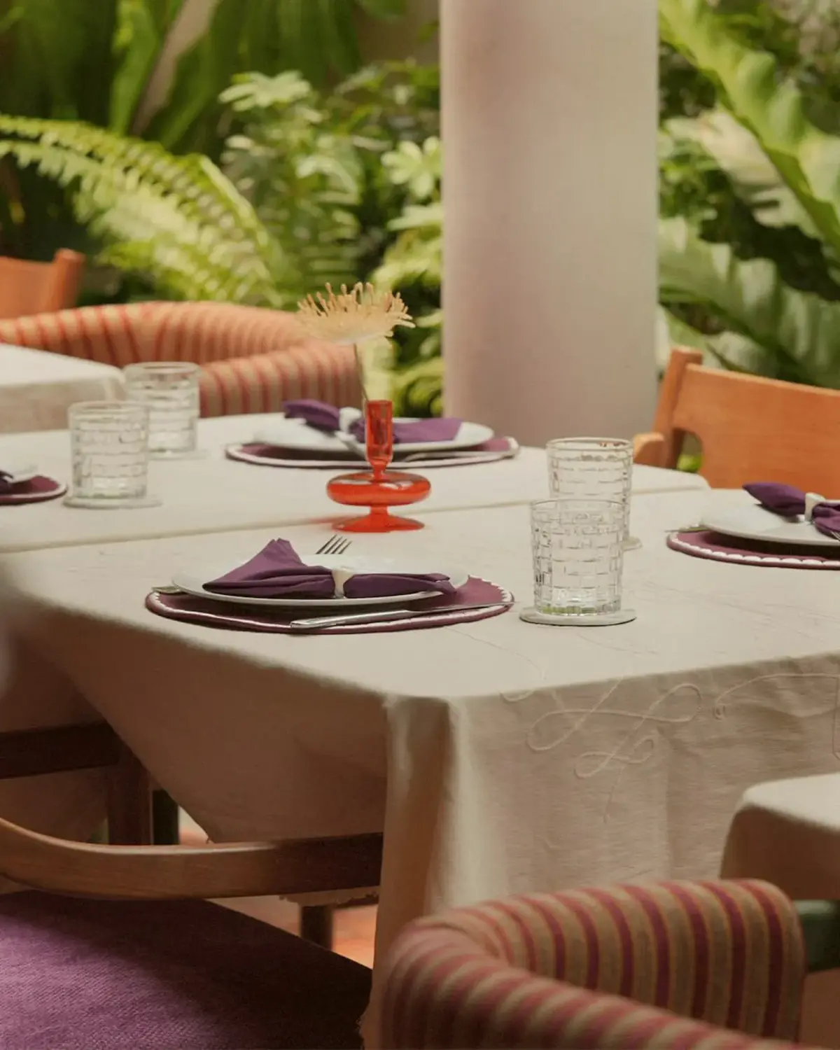 A_beautiful_table_decoration