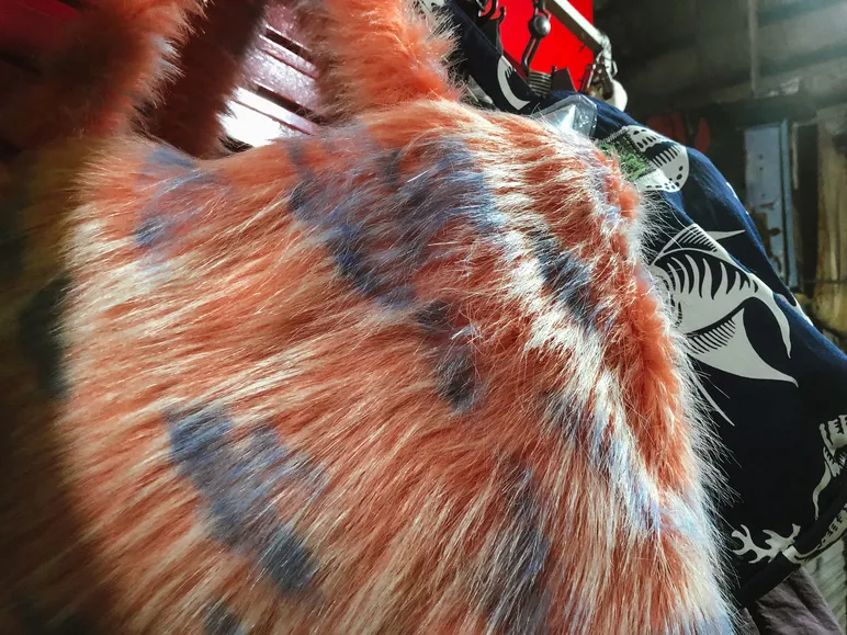 shopping thrifting pasar santa