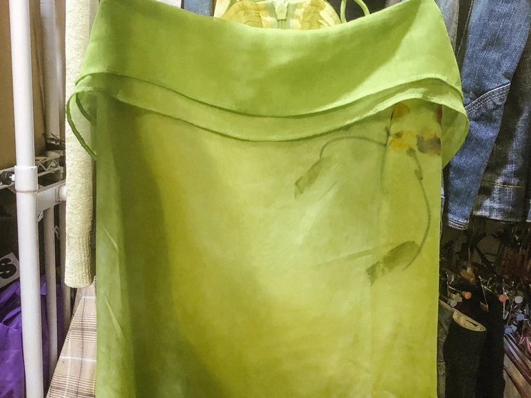 shopping thrifting pasar santa