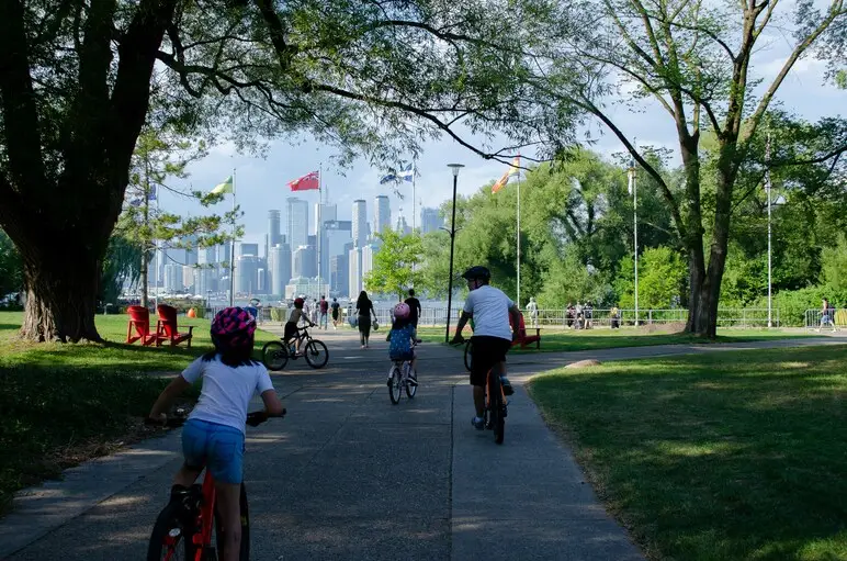 family-friendly countries studying overseas