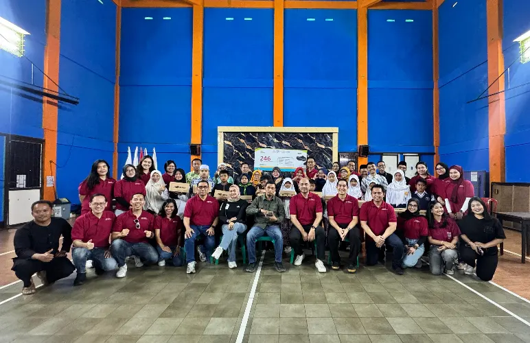 Marriott Indonesia Bandung Cluster Brings Joy Through “Shoes to School”