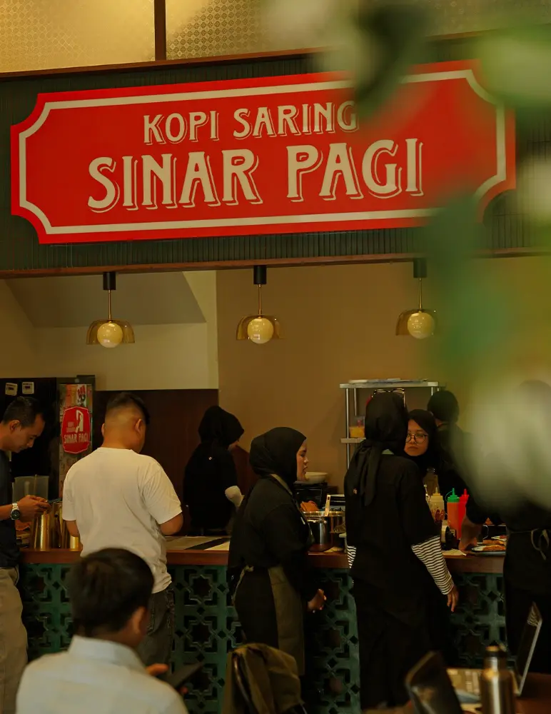 Kopi Saring Sinar Pagi busy bar