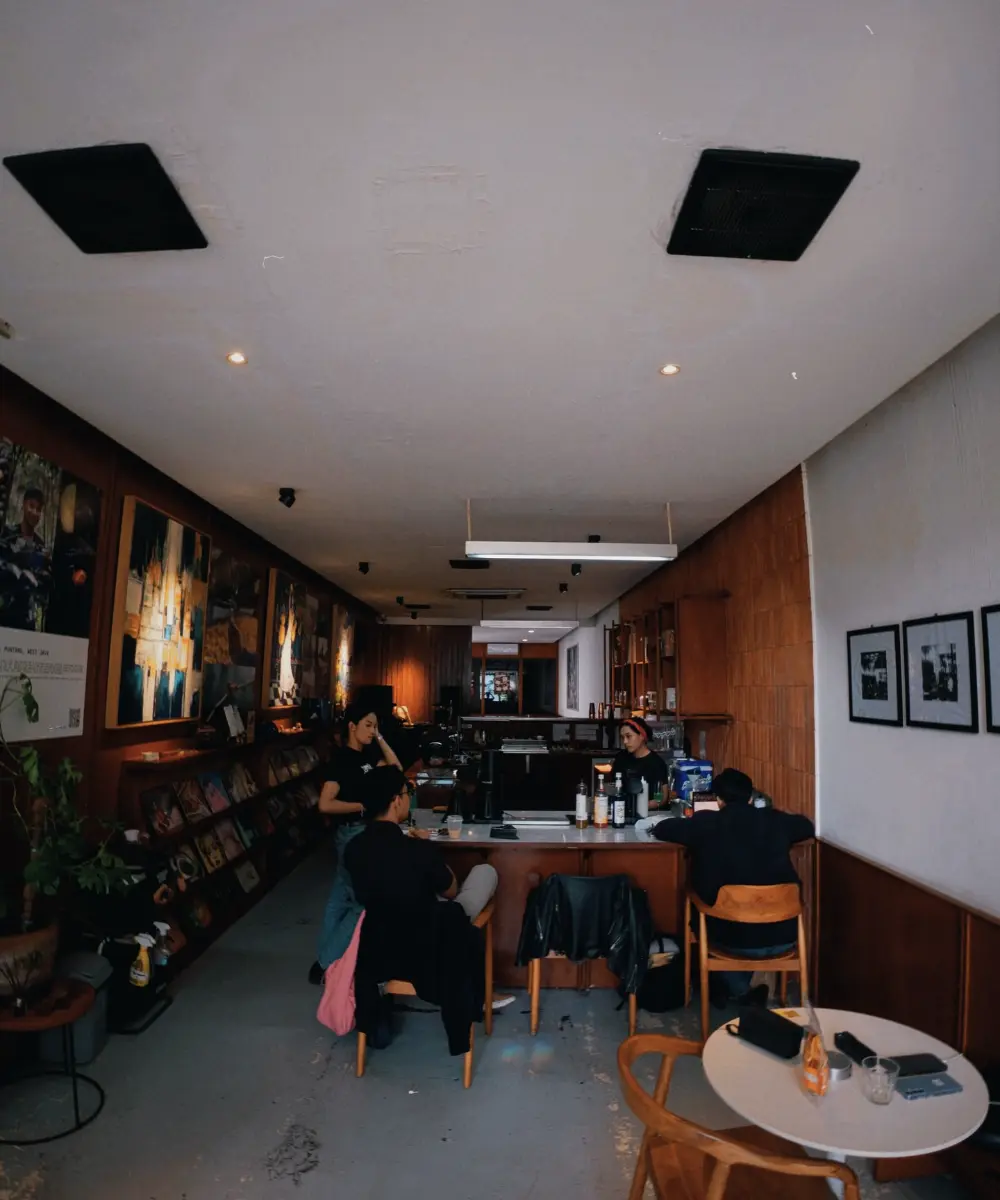 Bar area at Patali Coffee