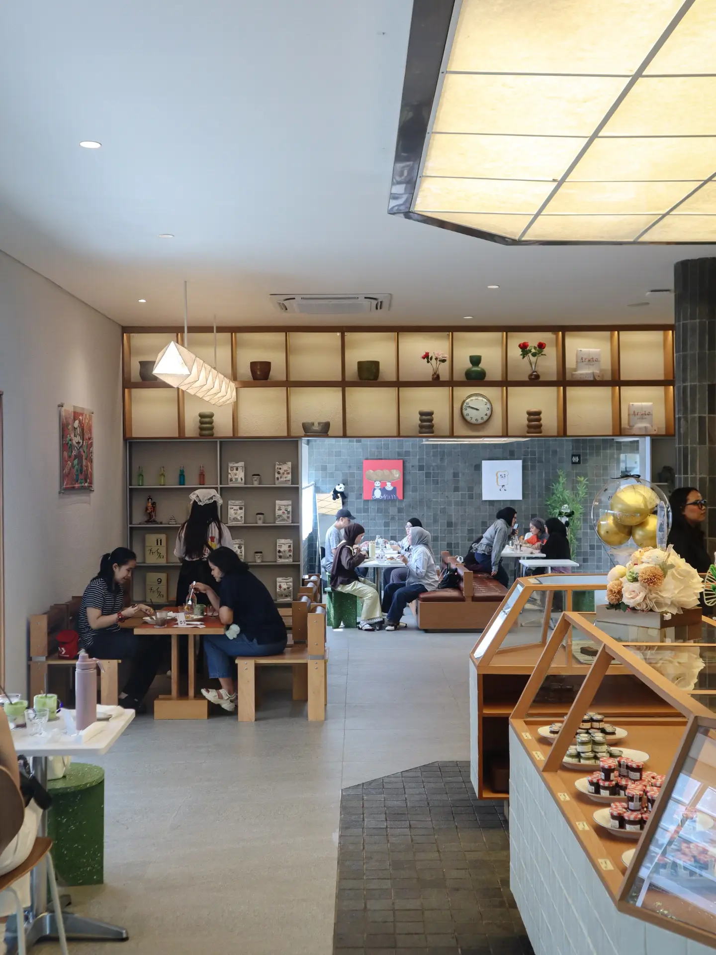 Aruto Cafe and Bakery