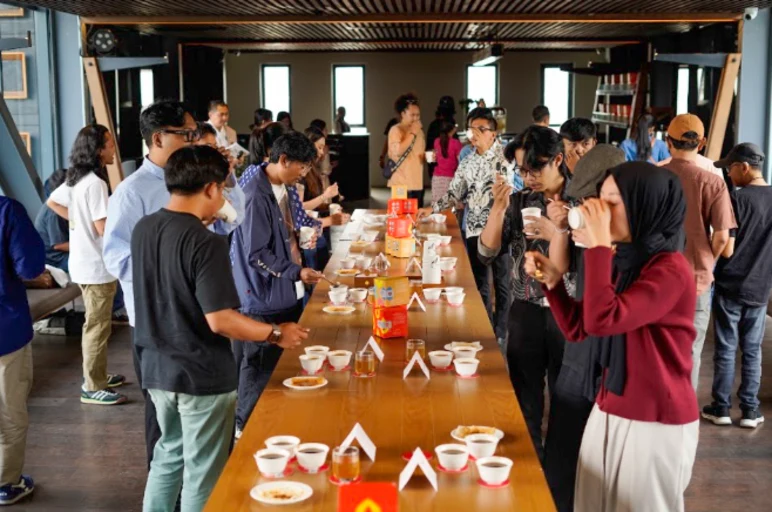 cupping session