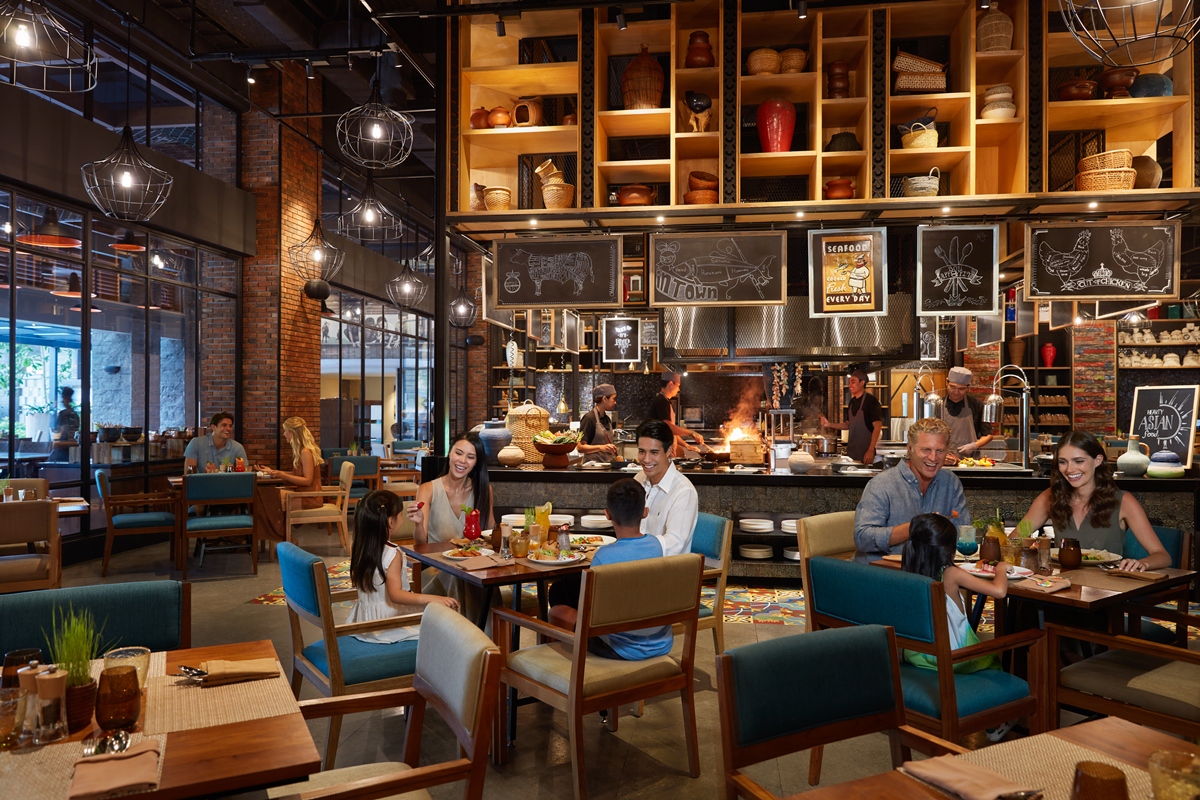 Experience_the_Festive_Flavors_of_Lebaran_Dining_at_Mövenpick_Resort&Spa_Jimbaran_Bali Experience_the_Festive_Flavors_of_Lebaran_Dining_at_Mövenpick_Resort&Spa_Jimbaran_Bali
