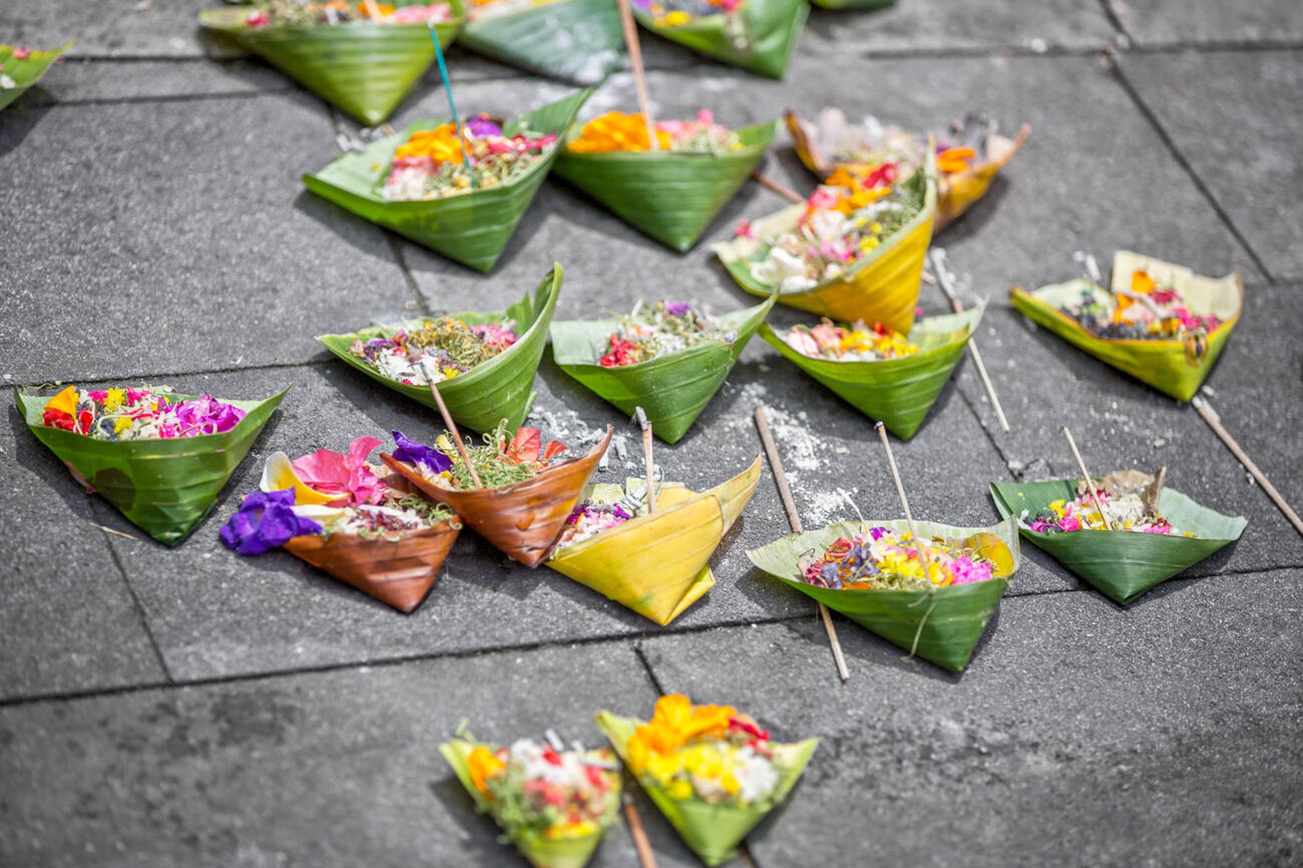 Banten Saiban: Bali's ‘Little Big’ Offering of Spiritual Nourishment Banten Saiban: Bali's ‘Little Big’ Offering of Spiritual Nourishment