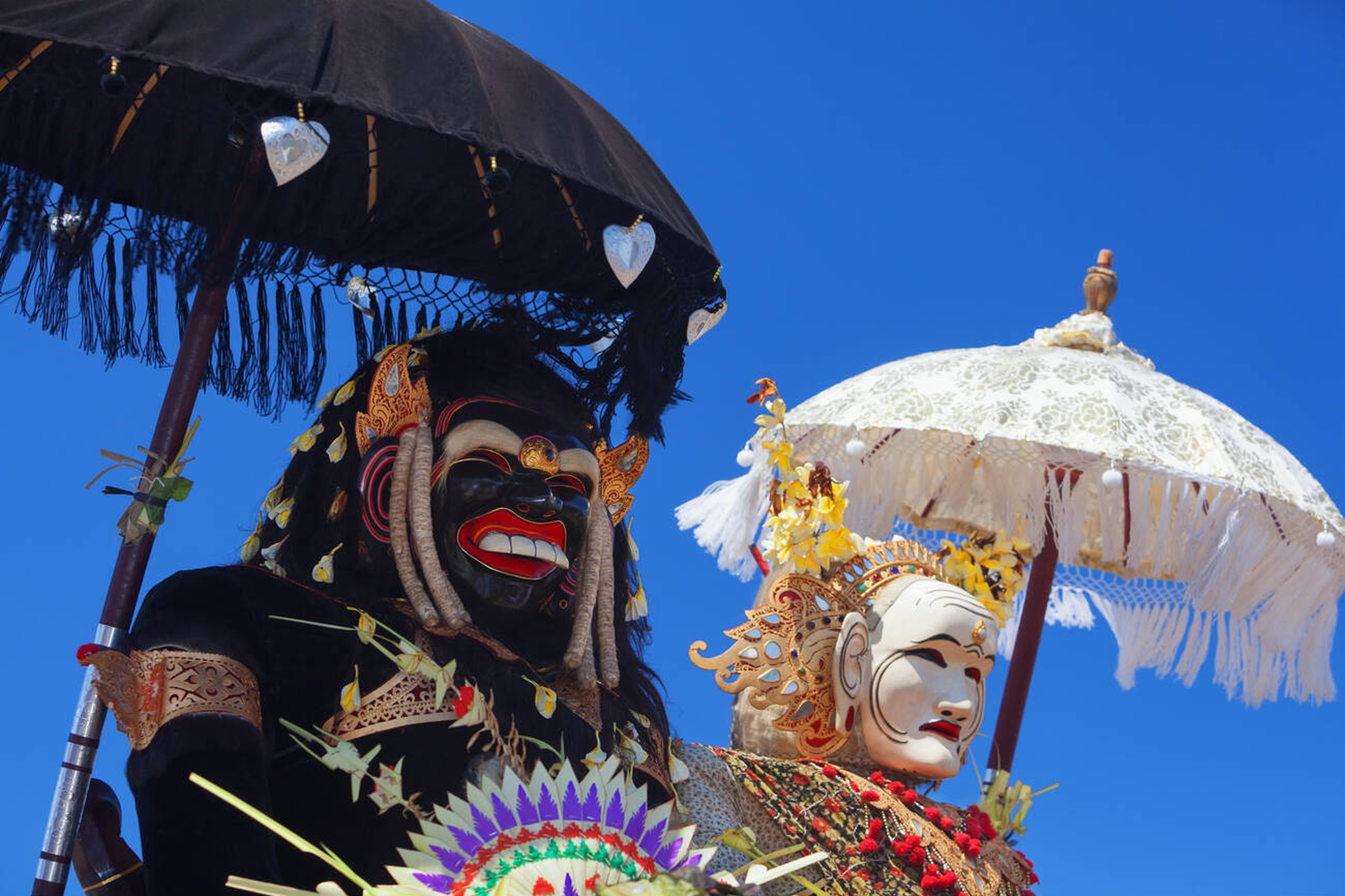 Barong Landung: A Multi-Ethnic Tale of Love, Unity, and Cultural Harmony Barong Landung: A Multi-Ethnic Tale of Love, Unity, and Cultural Harmony