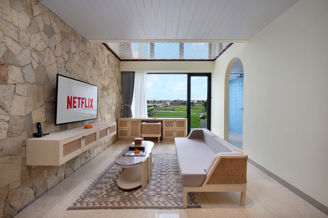 Luxury_Escape_in_Canggu_Summer_Holiday_in_Astera_Resort Luxury_Escape_in_Canggu_Summer_Holiday_in_Astera_Resort