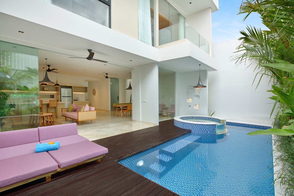 3_Bedroom_Villa_Legian_for_Family_Escape_in_Bali 3_Bedroom_Villa_Legian_for_Family_Escape_in_Bali