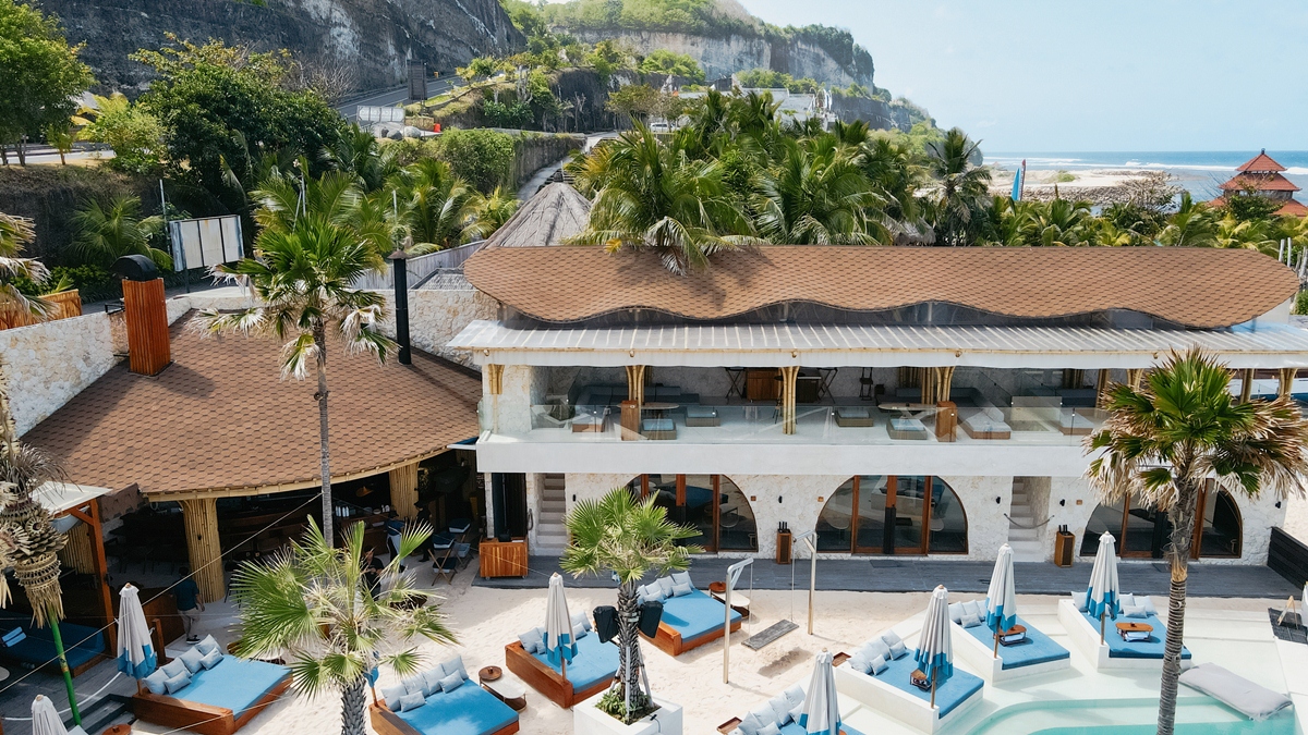 Melasti_Beach Melasti_Beach