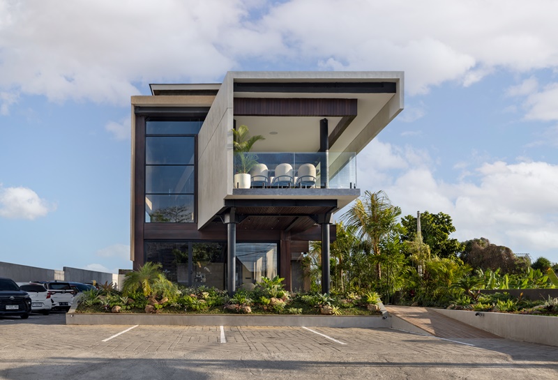 Cozy Rural Dining Vibe: Ely’s Kitchen Bali Cozy Rural Dining Vibe: Ely’s Kitchen Bali