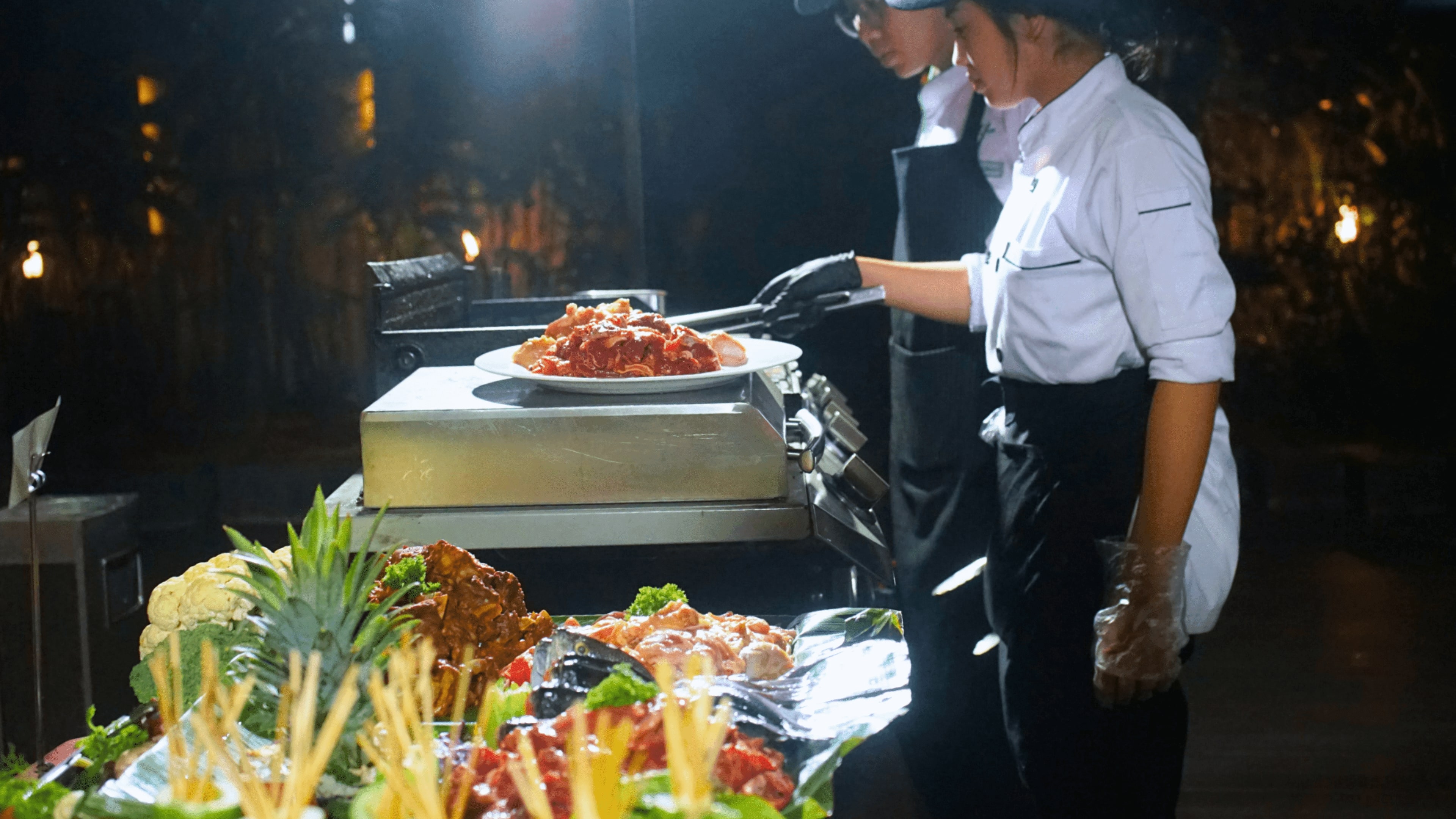Farm to Table - All You Can Eat Dinner at Holiday Inn Bandung Pasteur Farm to Table - All You Can Eat Dinner at Holiday Inn Bandung Pasteur