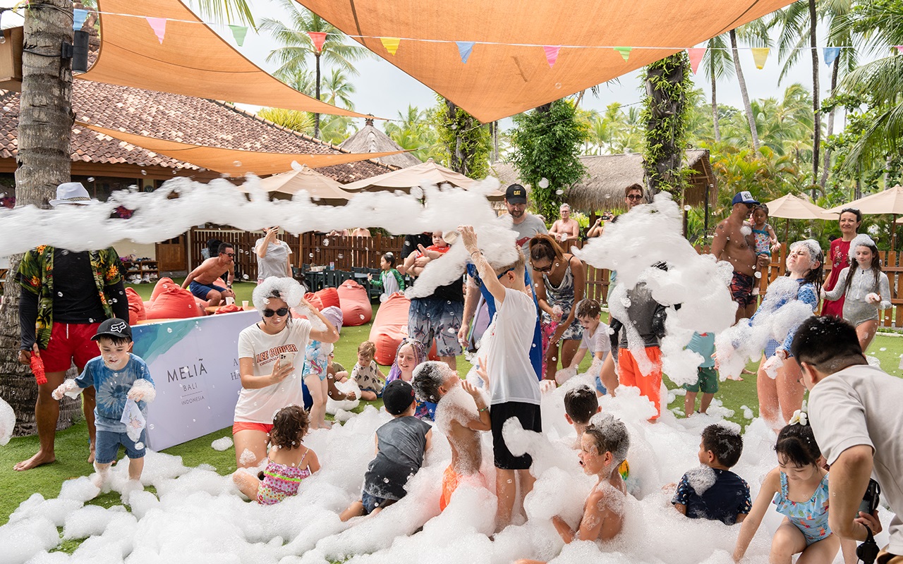 Kids_Foam_Party_at_Melia_Bali Kids_Foam_Party_at_Melia_Bali