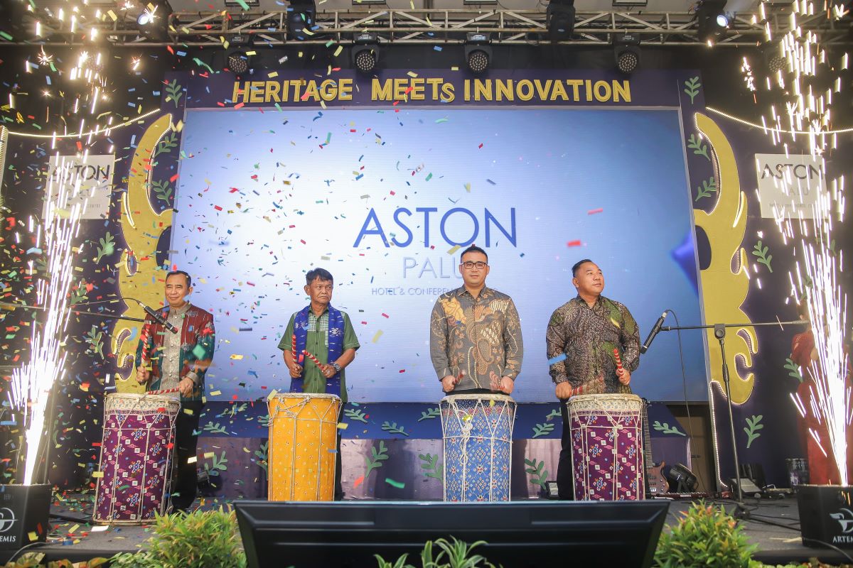 Aston Palu Hotel & Conference Center