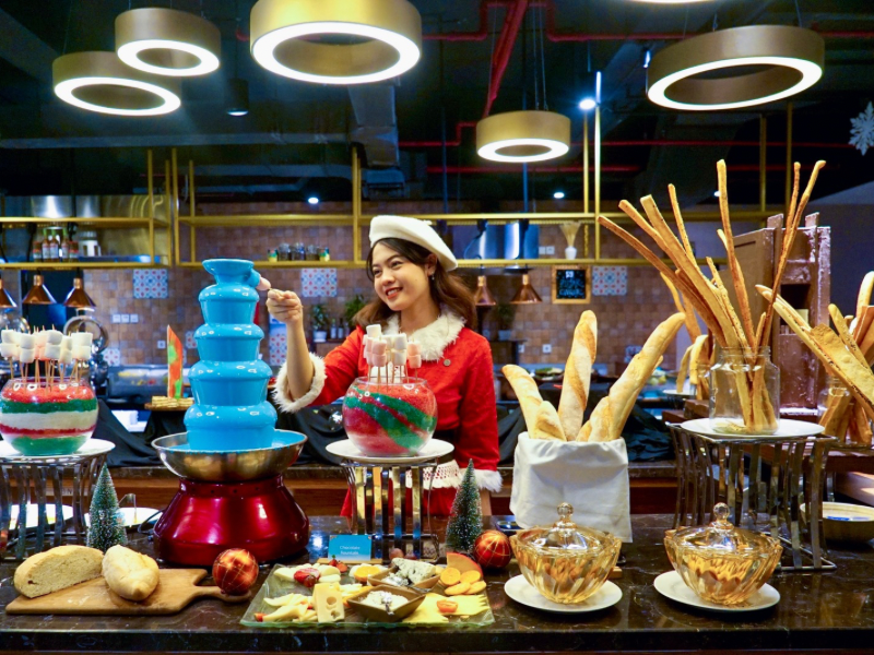 Grand Swiss-Bell Darmo Celebrates Christmas & New Year Grand Swiss-Bell Darmo Celebrates Christmas & New Year