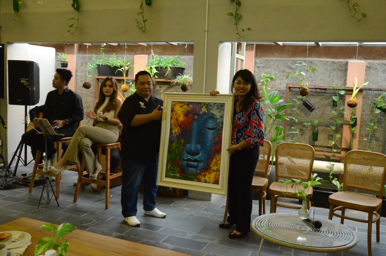 Greenhost Boutique Hotel Hosts “Indonesia Bebas Berkarya” Art Exhibition with Alur and Xander Bach Greenhost Boutique Hotel Hosts “Indonesia Bebas Berkarya” Art Exhibition with Alur and Xander Bach