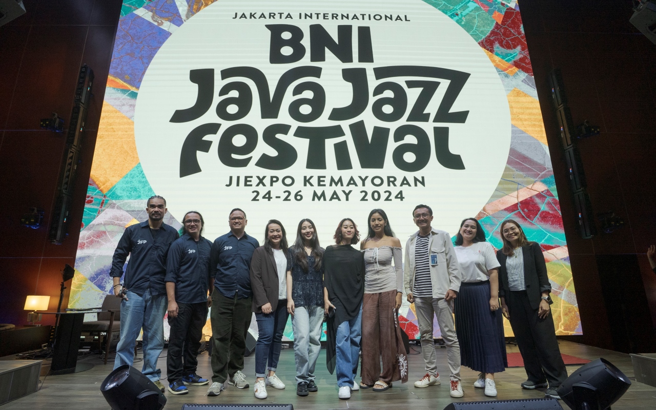Java Jazz Festival Left-right (Elfa Zulham, Sandy Widharna, Nikita Dompas, Dewi Gontha, Mezzaluna, Aisha Retno, Mea Shahira, Duardi Prihandiko, Devyana Tarigan, Sulastri Java Jazz Festival Left-right (Elfa Zulham, Sandy Widharna, Nikita Dompas, Dewi Gontha, Mezzaluna, Aisha Retno, Mea Shahira, Duardi Prihandiko, Devyana Tarigan, Sulastri