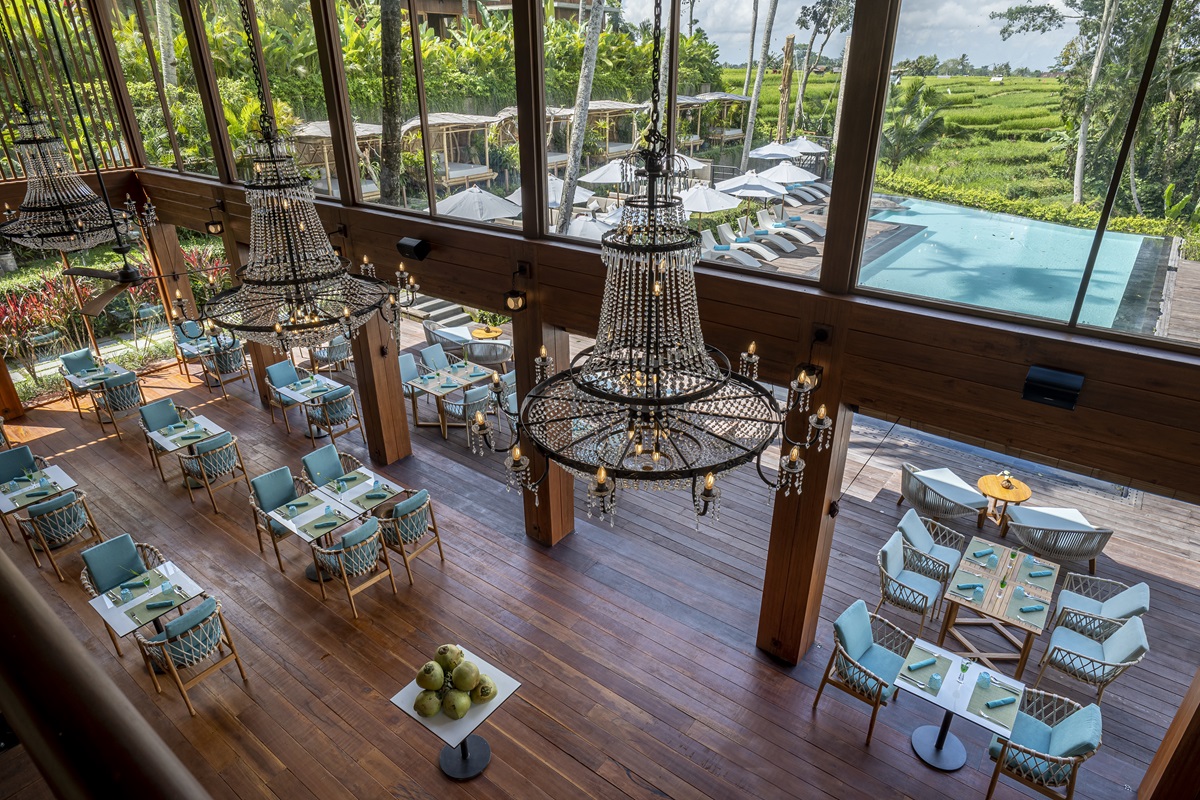 Poolside_Sunday_Brunch_at_Kelapa_Restaurant Poolside_Sunday_Brunch_at_Kelapa_Restaurant