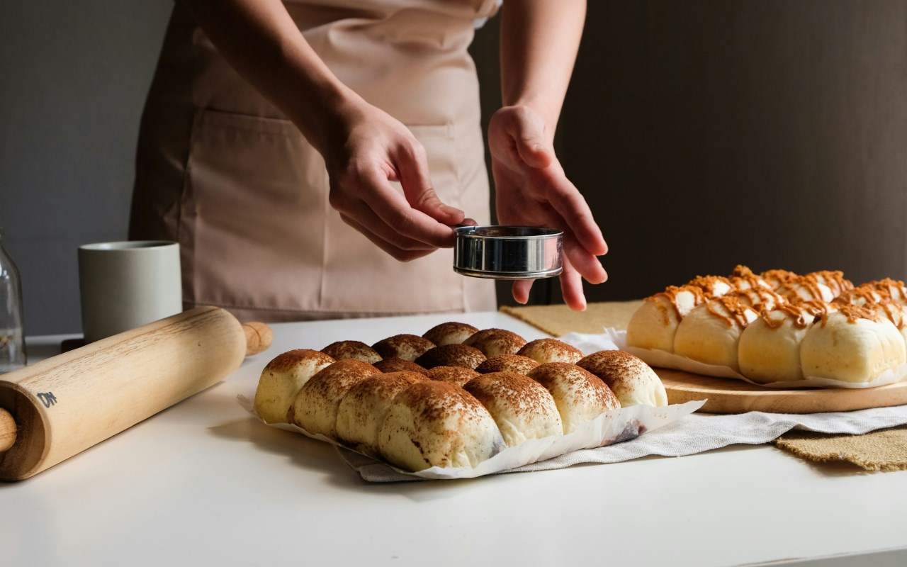 Newsletter: Viral Desserts Edition: The Best Crookies, Milk Buns, and Matcha Desserts