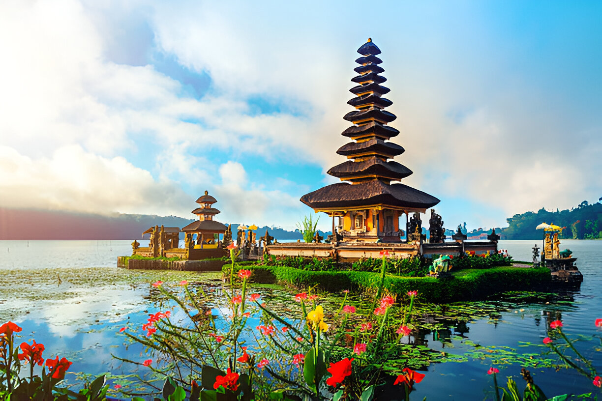 Timeless Jewel of the Lake: Ulun Danu Beratan Temple CVR Timeless Jewel of the Lake: Ulun Danu Beratan Temple CVR